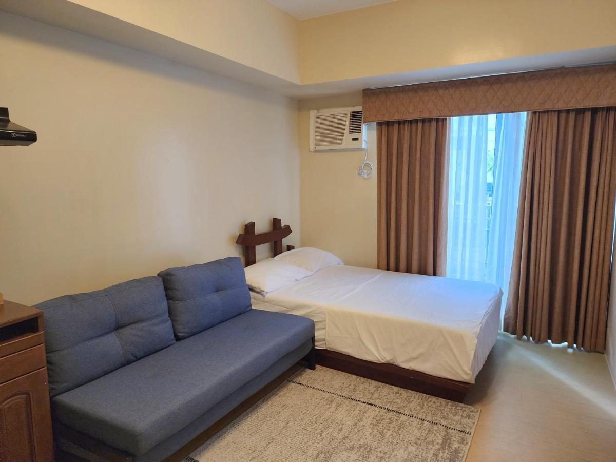 Avida Tower Free Airport Pick Up For 3 Nights Stay Or More Davao Экстерьер фото