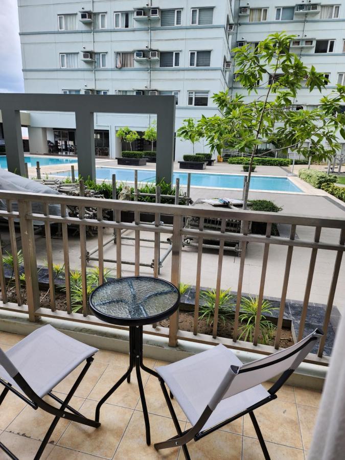 Avida Tower Free Airport Pick Up For 3 Nights Stay Or More Davao Экстерьер фото