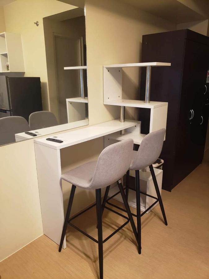 Avida Tower Free Airport Pick Up For 3 Nights Stay Or More Davao Экстерьер фото